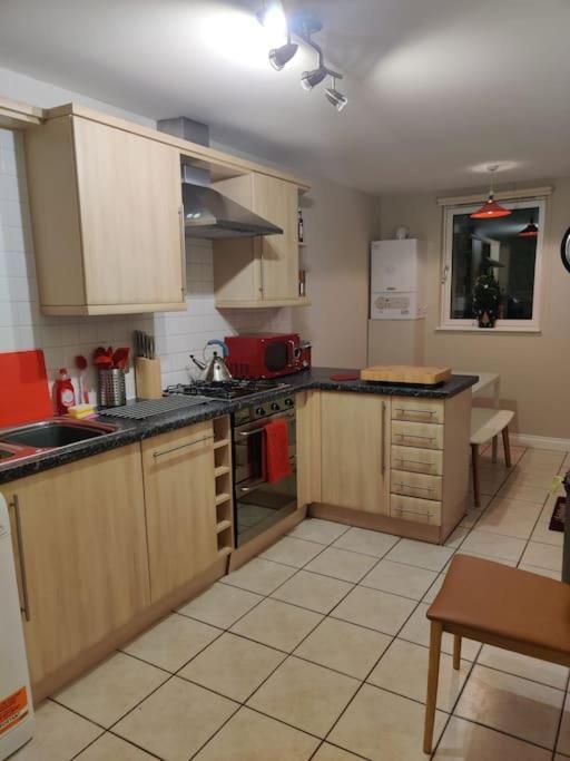 Apartamento Next To The Palace And Royal Mile With Parking Edimburgo